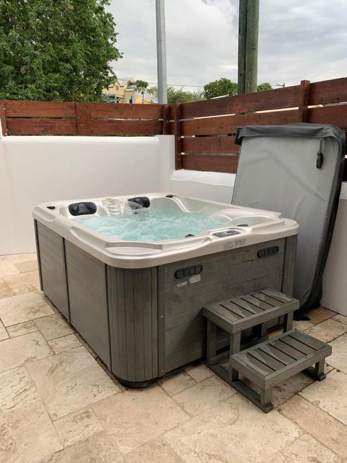 Appartement Saint Gilles Les Bains Exteriör bild
